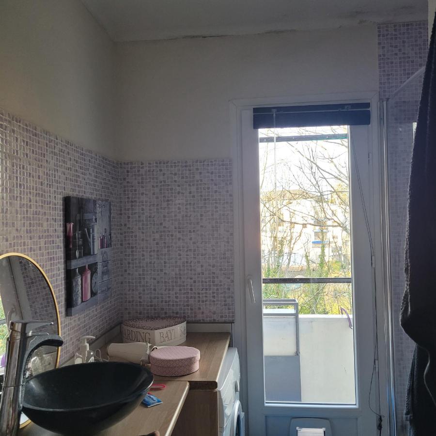 Charmant Appartement A Deux Pas Du Centre Historique 坎佩尔 外观 照片